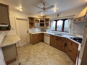 Photo 14- click for photo gallery